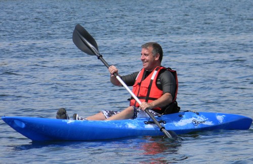 Sit top kayak person - sit,